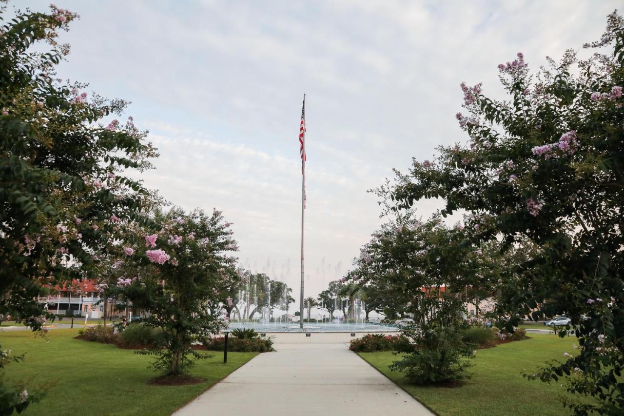 Centennial Plaza Resort Gulfport Exterior foto